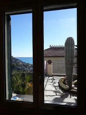 La Camera Sul Golfo Homestay Ospedaletti